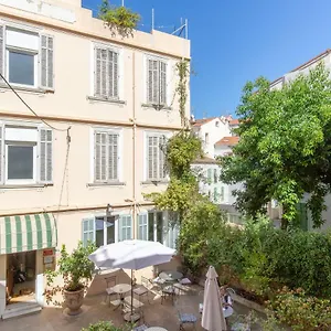 Apartment Forville 